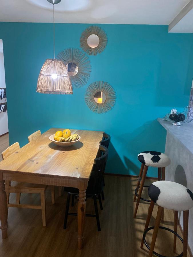 Dois Quartos Ponta Próximo à Orla De *