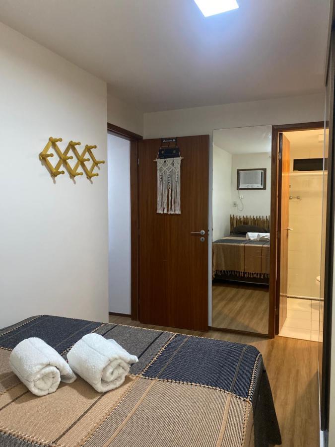Dois Quartos Ponta Próximo à Orla De *