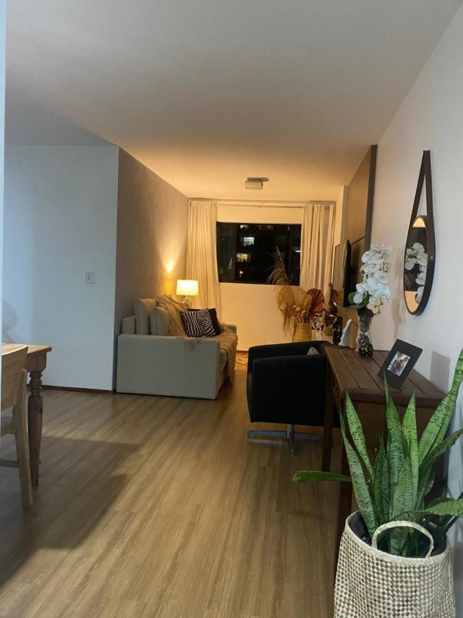 Apartamento Dois Quartos Ponta Próximo à Orla De *